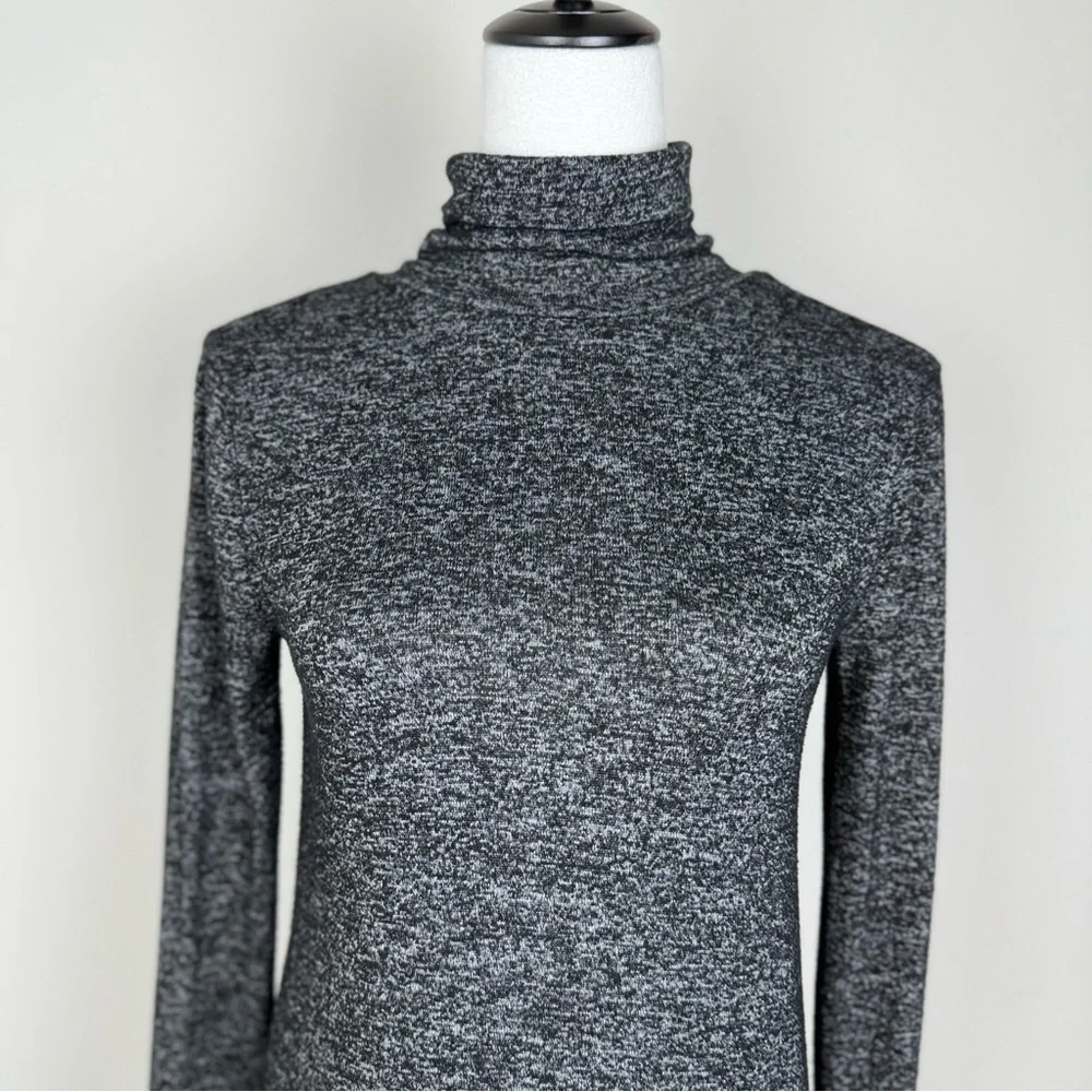 J. Crew Women's Black Turtleneck Sweater Size‎ S